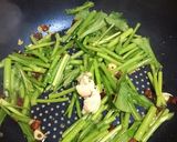 春菊の中華炒め作り方3写真