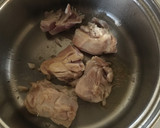 水菜と油揚げの煮びたし鶏モモ肉を加えて作り方2写真
