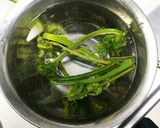 手軽に山菜☆こごみの味噌ナッツごま和え作り方4写真