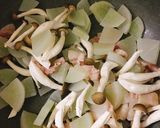 たっぷりきのこで豚バラ大根作り方2写真