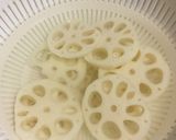 定番☆大根とイカと蓮根の煮物作り方1写真