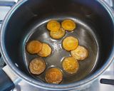 炒り玉子とお花飾りのお稲荷さん作り方8写真