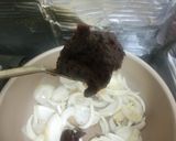 どて飯スジ肉入り　卵のせ　浪速の味作り方2写真