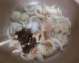どて飯スジ肉入り　卵のせ　浪速の味作り方3写真
