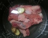 どて飯スジ肉入り　卵のせ　浪速の味作り方6写真