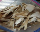 日清から揚げ粉で‼簡単　舞茸の唐揚げ作り方2写真