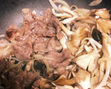 簡単♡牛コマ切れと舞茸のしょうが焼き作り方3写真