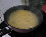 ♡アンチョビ風味な芽キャベツナパスタ作り方1写真