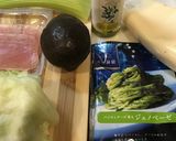 簡単☆生ハムとアボカドの濃厚バジルサラダ作り方1写真