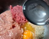 肉だけで簡単💫ふわふわミートボール作り方2写真