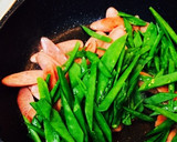 お弁当に☆ウインナーと絹さやの醤油炒め作り方4写真