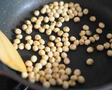 煎り大豆といりこ(煮干し）の醤油麹ご飯作り方1写真