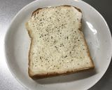 かんたん！やみつき☆マヨチーズトースト作り方1写真