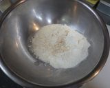 ギャートOズ風骨付き肉巻きパン？作り方1写真
