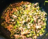 ほぐし焼魚の春菊炒め煮作り方1写真