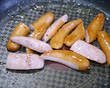 簡単！ふわとろ卵のウィンナーエッグ作り方3写真