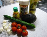 爽やか♪トマトとアボカドのサラダ作り方1写真
