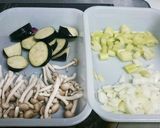 簡単セロリと茄子でミートボールのトマト煮作り方2写真