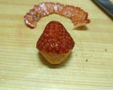 いちごのバラの切り方　飾り切り作り方2写真