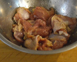 鶏もも肉のソテー　角切り林檎添え作り方5写真