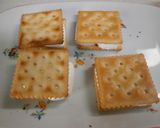 クラッカーサンドのチョコかけ作り方3写真