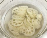 れんこんのお味噌汁作り方1写真