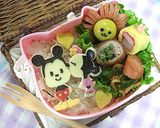 キュートなミッキー＆ミニーのキャラ弁作り方6写真