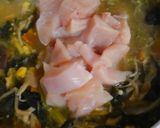 鶏肉とほうれん草コーンの味噌煮込みスープ作り方9写真