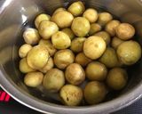 【作り置き】コロコロ新じゃがの甘味噌炒め作り方1写真