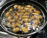 甘味噌からめた揚げ小芋♪作り方3写真