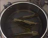 簡単！野菜たっぷり！鶏肉とせり（芹）の鍋作り方1写真