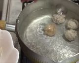 栄養満点で温まる♪鶏団子スープ作り方3写真