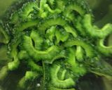 苦味を減らしたゴーヤとベーコン炒め作り方4写真