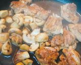 フライパン1つで♪鶏肉のきのこソース作り方5写真