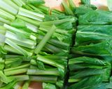 簡単ヘルシー！なめこと蒟蒻 小松菜の煮物作り方3写真
