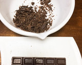 子供と一緒に！溶かすだけ簡単V.Dチョコ作り方1写真