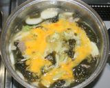 簡単☆乾燥わかめで韓国風牛肉レタススープ作り方12写真