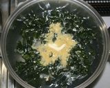 簡単☆乾燥わかめで韓国風牛肉レタススープ作り方8写真