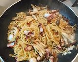 タコとしめじのペペロンチーノ作り方3写真