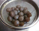 簡単！こんにゃくとちくわのピリ辛炒め作り方2写真