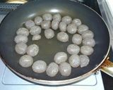 簡単！こんにゃくとちくわのピリ辛炒め作り方3写真