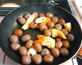 簡単！こんにゃくとちくわのピリ辛炒め作り方4写真