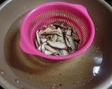 小芋（赤いも）と蓮根の海老だし鍋　醤油味作り方2写真