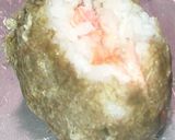焼き鮭入りとろろ昆布巻きおにぎり作り方2写真