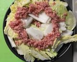 〜タジン鍋〜ひき肉と白菜のピリ辛味噌！作り方3写真