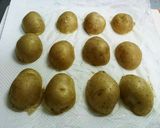 小粒新じゃがのベーコン巻き☆作り方2写真