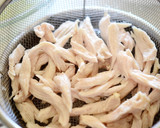 ゆで鶏と海藻の玉ねぎ和風サラダ作り方3写真
