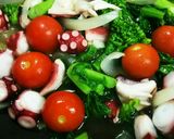 タコと彩り野菜のペペロンチーノ作り方8写真