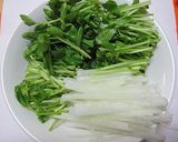 豆苗と大根の豚巻き。ポン酢ずぶずぶで。作り方1写真