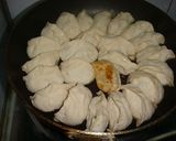 餃子をカリカリに焼く方法作り方2写真